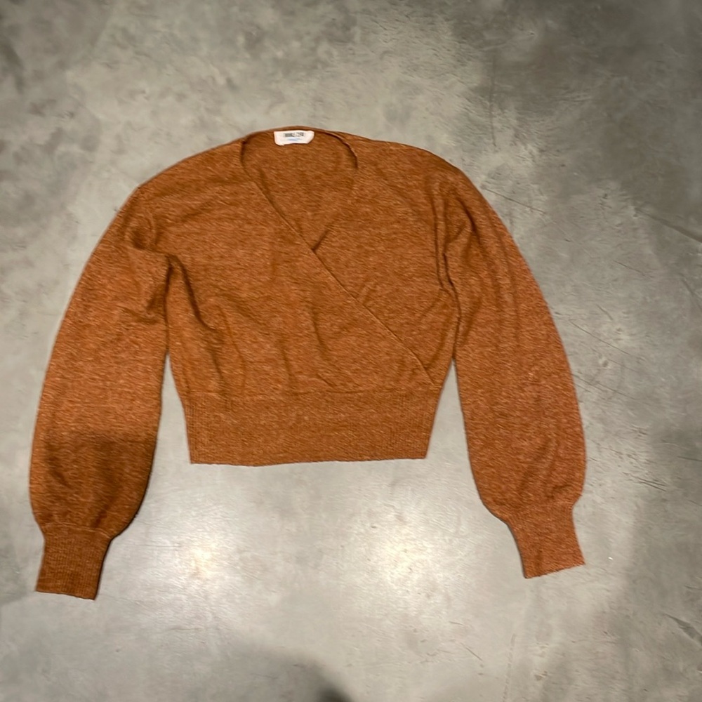 Brown cross over knit sweater